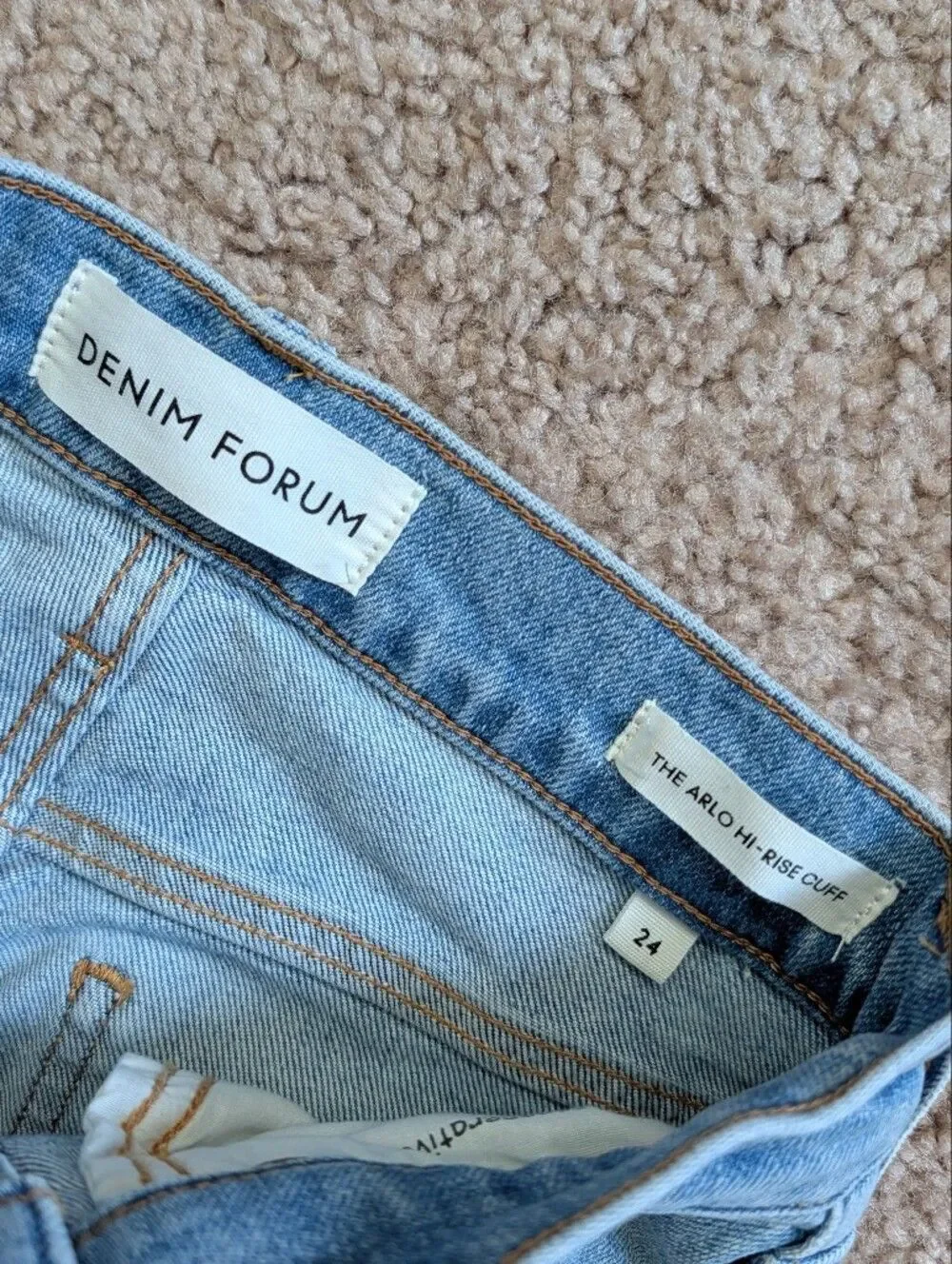 Aritzia Denim Forum Womens 7 yrs Bleu Taboo The Arlo Hi-Rise Cuff Jean Size 24
